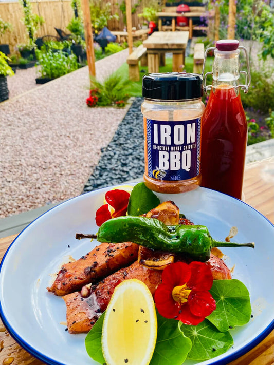 Iron BBQ & White Currant Salmon Rezept